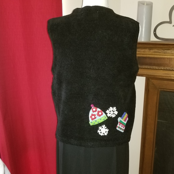 Vest - Picture 2 of 2